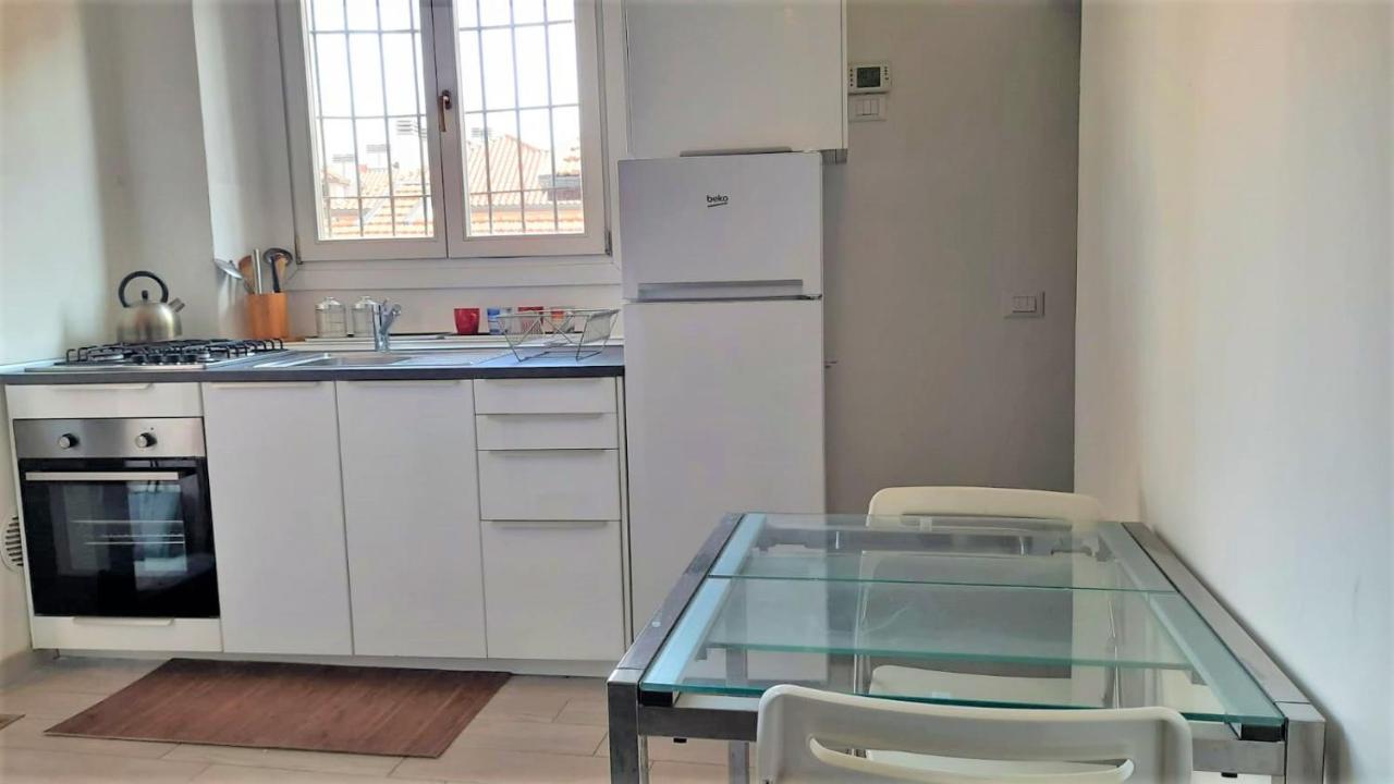 Accomodo Mim23 Monolocale Navigli Apartman Milánó Kültér fotó